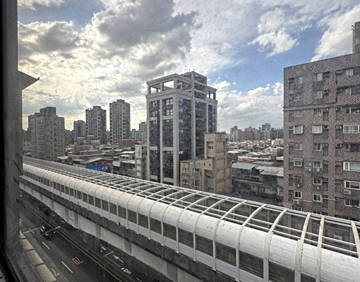 社會住宅✨中和區✨近景平景安南勢角捷運✨免仲介費、可租補 - Image 1