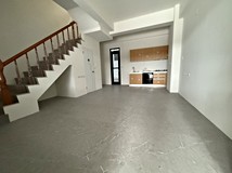 建國路南投正市區全新四套房..
