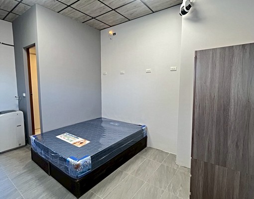 宅樂彭🧡中西區可租補全新家具電梯套房 - Image 1