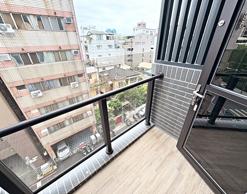 綠園道第一排中國醫科博館🎇全新二房空屋含車位稀有釋出‼ - Image 3
