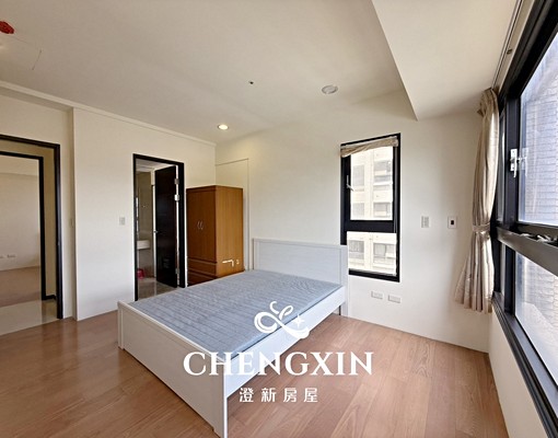 3房近高鐵可談入戶籍可補傢俱平面樓上車位飯店管理游泳池 - Image 12