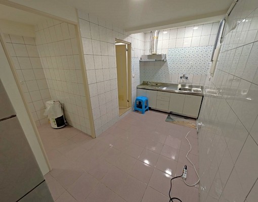 永寧街全新裝潢透天可租補歡迎外國人 - Image 4