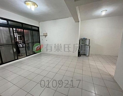 ◆近淡水捷運站學府路大三房雙衛浴頂樓有做好防曬頂棚◆ - Image 1