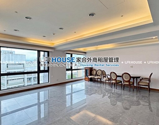 MRT忠孝新生。寬敞舒適大空間。黃金地段。高樓景觀。ENG - Image 2