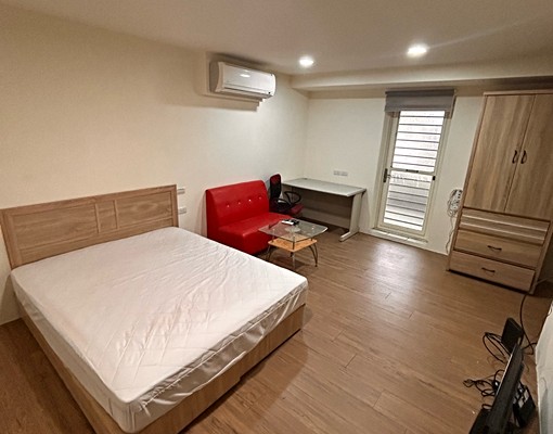 🏡【中和華順街公寓五樓｜通風彩光佳｜全配家具｜可開伙】 - Image 2