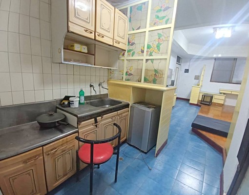 府前商圈陽台大套房~獨立門牌台水台電 - Image 13