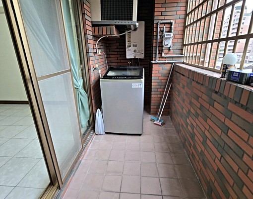 河堤社區2+1房+冷氣室內大空間 - Image 9