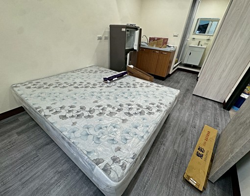 急租即住🏡正大湳市場旁全新套房可租補可寵🏡陽台獨洗可戶籍 - Image 1