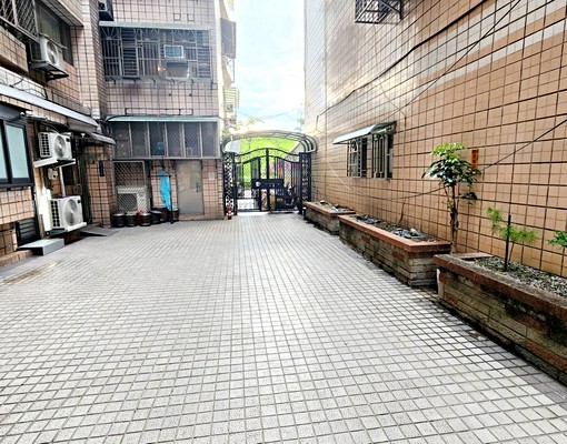 可租補。成功國小。64快速道路。電梯2+1房可寵物 - Image 13