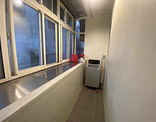 廟口南榮路獨立衛浴套房有陽台可租補 - Image 6