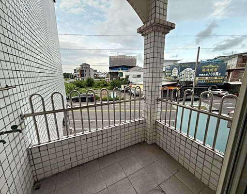 大晟一般租賃~羅東店+住~邊間店面稀有庭園大車位，全新冷氣 - Image 13