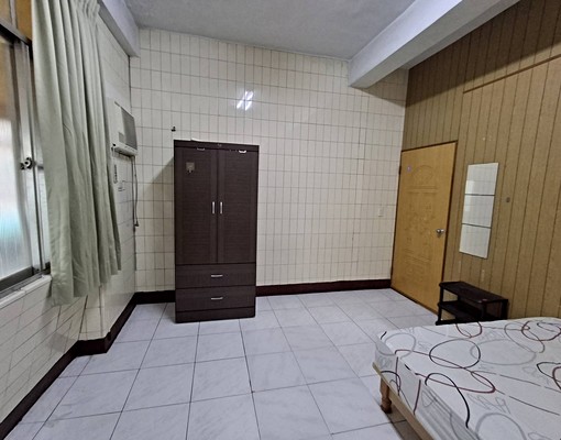 高雄醫學院雅房. - Image 3