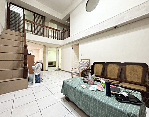 近中山醫🔥55坪樓中樓大5房🏡可合租/家庭❤️🉑租補 - Image 2