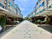 鳳頂路403巷鳳頂商圈近88快..