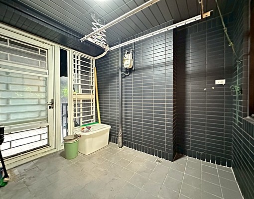 興城團隊-成大城寧靜簡約三房~有滿滿專屬大露臺 - Image 12