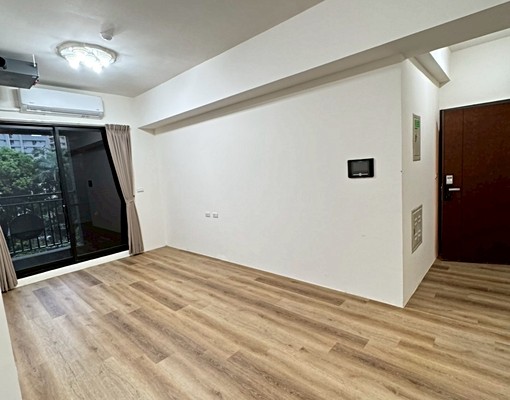 八擴超便宜可寵兩房車 - Image 2