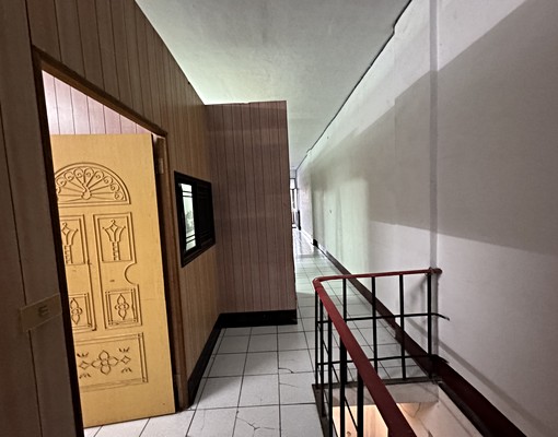 台東市黃昏市場旁3層整棟店住出租商住兼營35坪格局開放 - Image 1