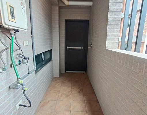 阿華~青埔高鐵A18海德公園大3房雙車位可租補 - Image 12