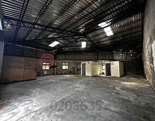 北屯住二建地單價50萬內面寬21米黃金三角洲(現況有鐵皮)