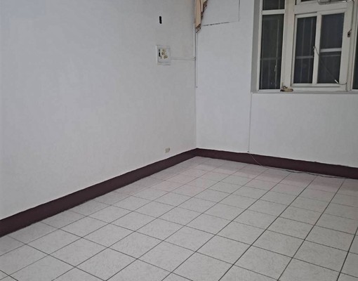 觀音工業區*透天5房*有車位方便停車*限家庭 - Image 4