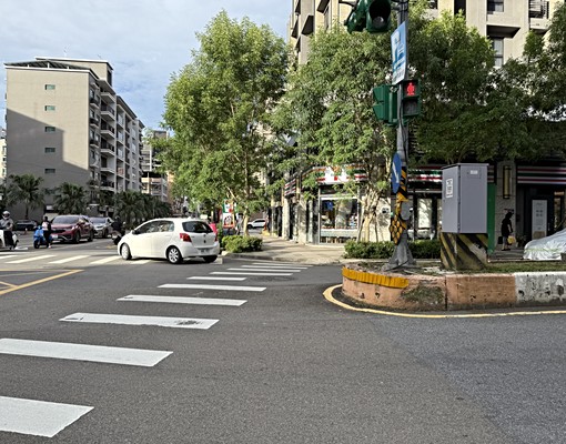 2樓整層🌈邊間大套房+B1室內汽車位 - Image 2