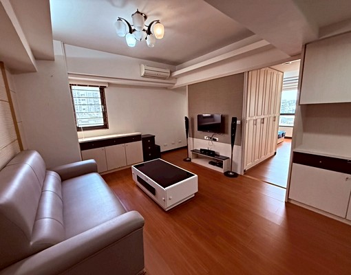 未來21採光邊間屋主自租無須服務費(車位另租) - Image 1