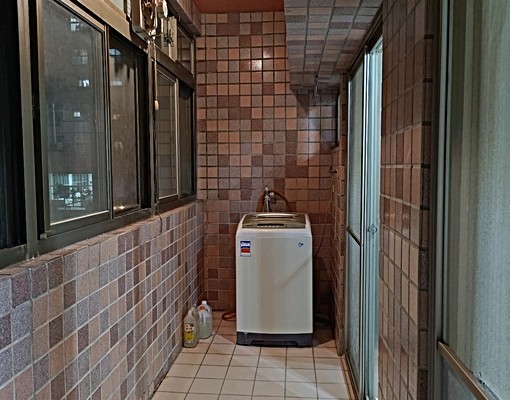 大香港社區電梯大樓獨立套房進出管理有陽台近愛買商圈 - Image 7