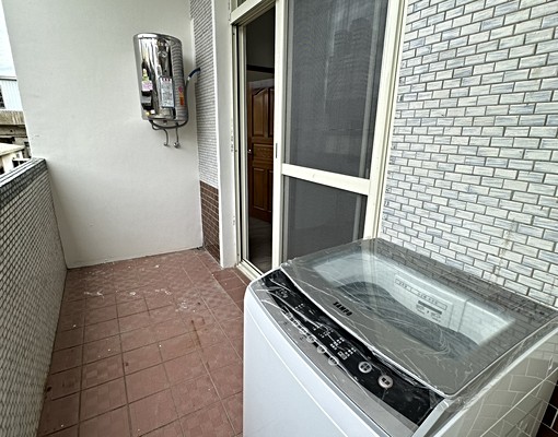 可租補一層一戶大遠百老屋翻修正兩房多間可選 - Image 10