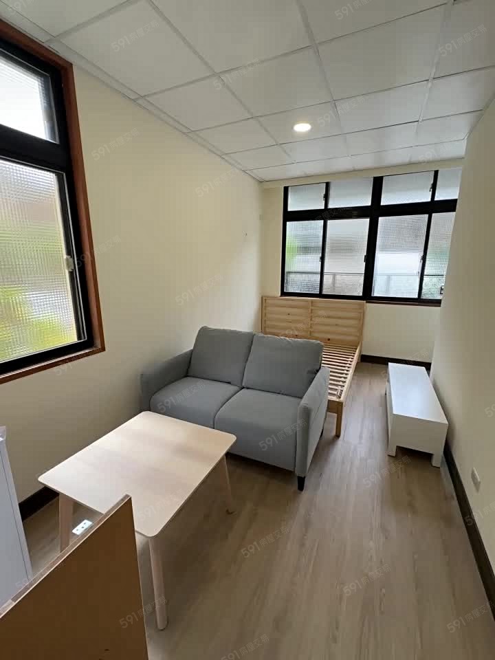 可租補可寵雙敦學區近大巨蛋全新明亮大套房 - Image 1
