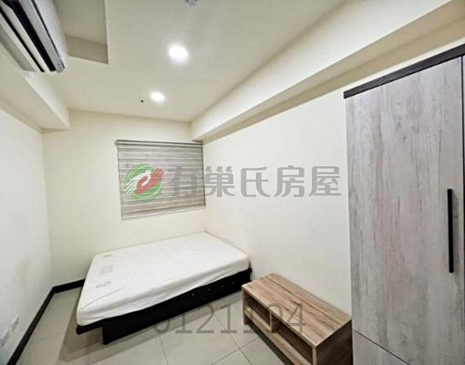 海洋都心二期全配傢俱含車可租補 - Image 8