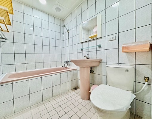 鼎山商圈獨層寬敞大四房(可租補) - Image 10