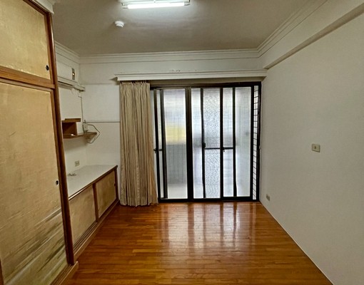 🌸免仲💥中興凱旋門💥大里3+1房💥台水台電💥可租補 - Image 4