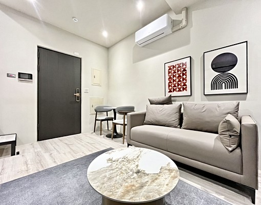 😍逢甲全新套房😍可租補有室內機車位😍皮箱入住 - Image 1