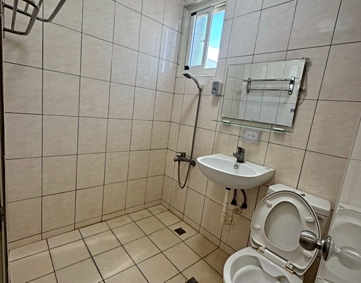 東區獨立套房 - Image 4