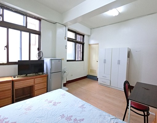 🌟租屋情報大公開!🌟✅衛浴開窗✅類台電✅子母車✅機車位 - Image 13