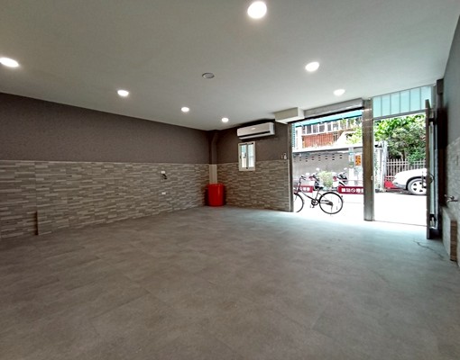 三房光華住辦門口可停車 - Image 3