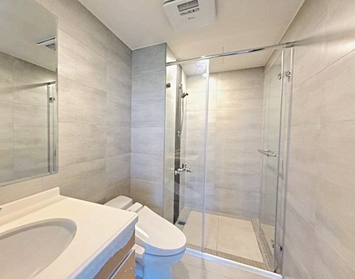 台中港市政中心/長虹天擎/全新2房平車 - Image 7