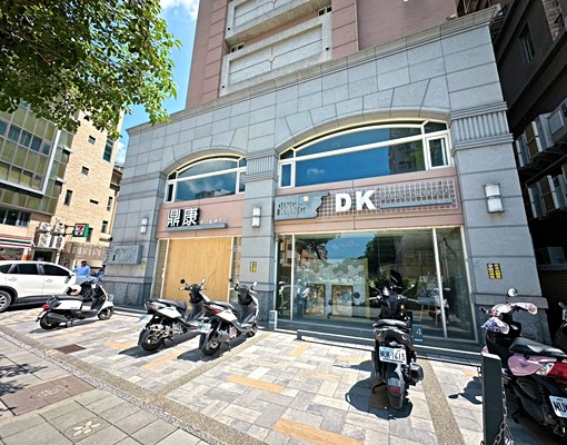 📍縣政特區☆文化中心三角窗大角店☆光明一路 - Image 4