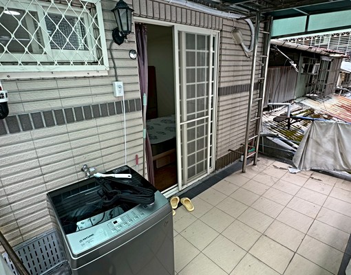 西門透天套房/家具全/含水費及網路 - Image 6