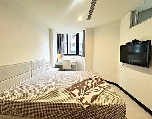 勤美草悟道｜輕裝潢｜走路到美村路｜空間大｜飯店風 - Image 5