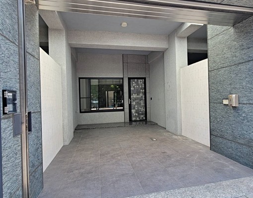 內灣國小&仁武麥當勞臨路新店面一樓出租 - Image 2
