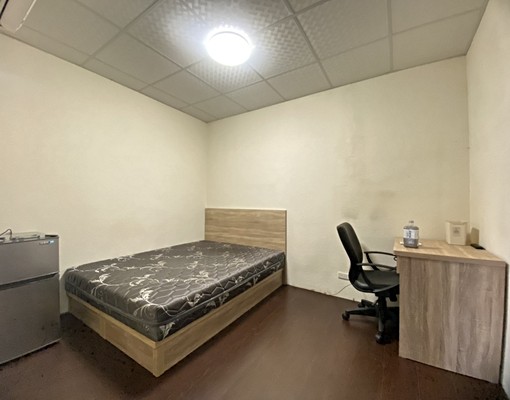 超美裝潢美套房三樓(個人獨立大陽台) - Image 2