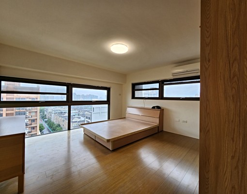 竹北租屋近享平方。稀有大露台樓中樓。兩房含車位 - Image 5