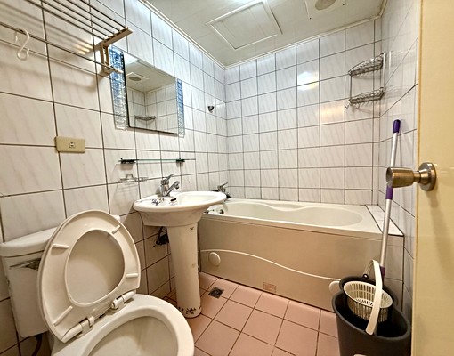 文華高中捷運站旁🧧電梯三房台水.台電含車含管｜可租補.入籍 - Image 13