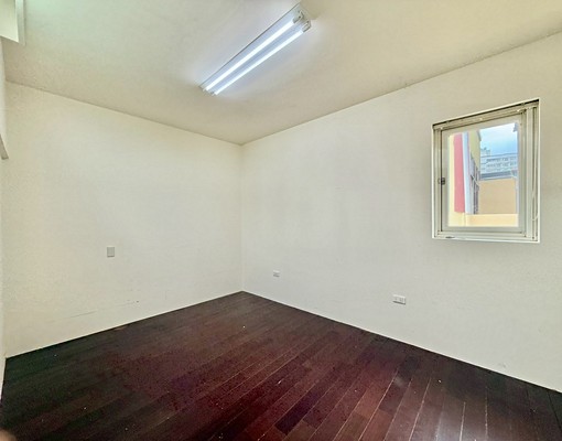 北屯松竹整棟透天|可租補.營登|可寵|門前可停車 - Image 12