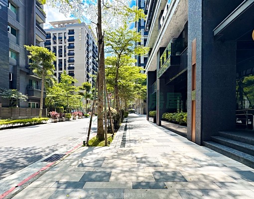 👍LaLaport👍南軟中信👍屋齡新首選優質社區2房 - Image 3