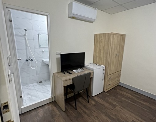 🔥屋主自租免仲介費🔥中平.衛道商圈🔥新完工🔥獨洗曬 - Image 1