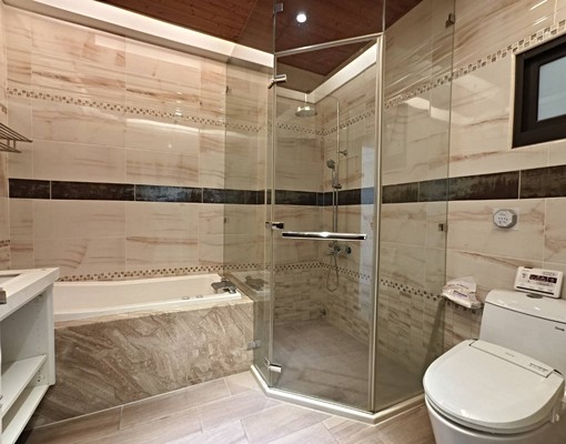 🌟🌟左營稀有精品電梯透天店住👉可看屋囉💘 - Image 15