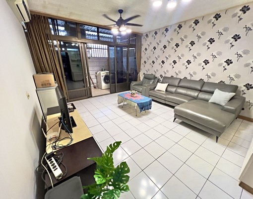 新中北路大透天/可補助/可寵物/格局方正/交通便利/超大露台 - Image 3