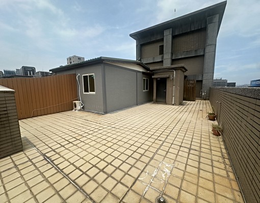 ☀️近新北產業捷運站☀️景觀頂加獨戶一房一廳含管理+坡平車 - Image 4